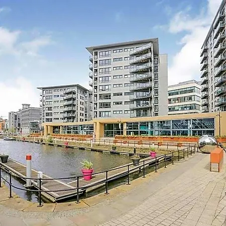 King Deluxe Large Balcony& Free Parking! Leeds (West Yorkshire)
