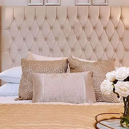 King Deluxe Large Balcony& Free Parking! Hotel 2*